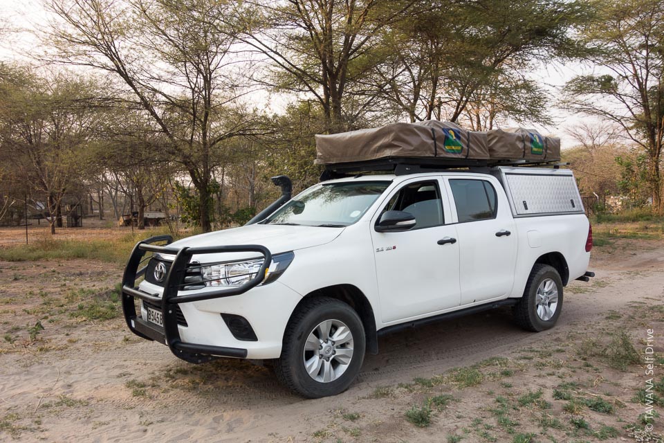 4x4 Hilux en safari self drive au Botswana