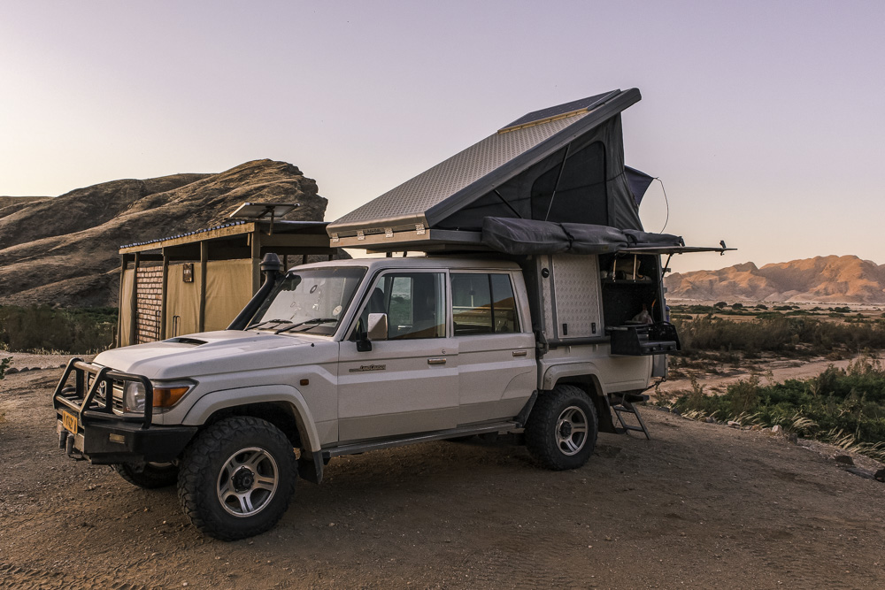 Safari self-drive : Land Cruiser équipé camping formule bushcamper, Botswana